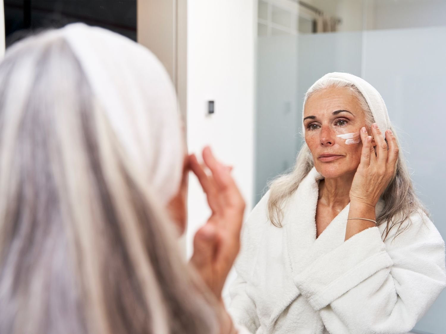 skin care for 40 year old woman​