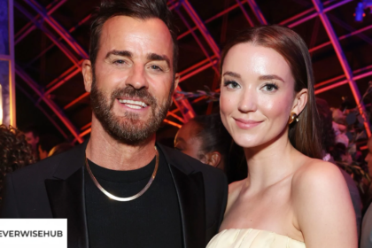 nicole aniston and boyfriend​